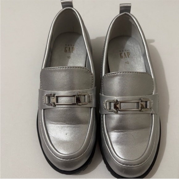 GAP Kids Metallic Silver Loafers Chunky Sole Size 10 - Picture 2 of 7